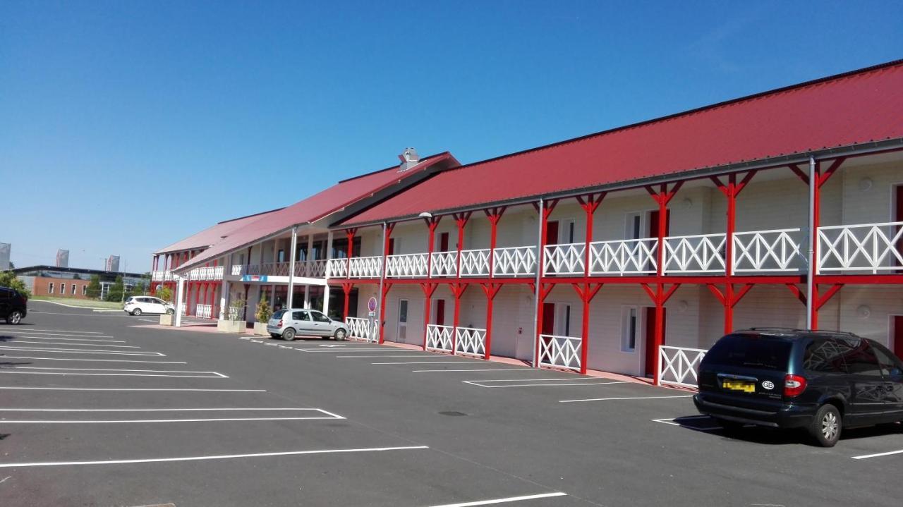 Fasthotel Montmarault Esterno foto