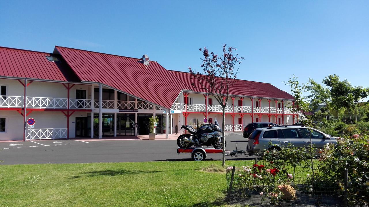 Fasthotel Montmarault Esterno foto